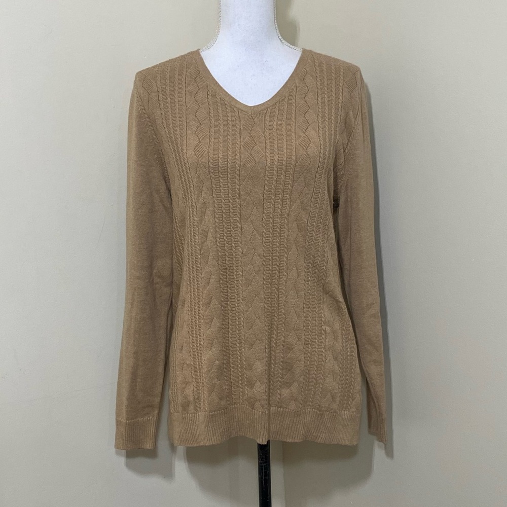 Talbots Women’s Tan Knit V-Neck Sweater Sweatshirt Medium Long Length NWOT